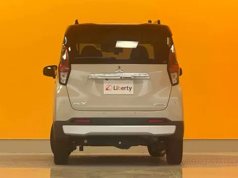 Mitsubishi eK X