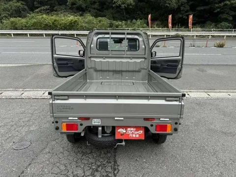Nissan Clipper Truck