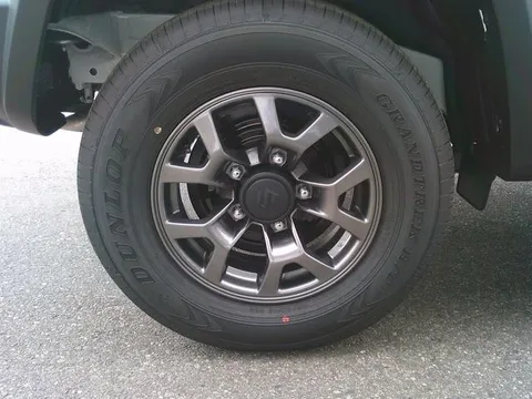 Suzuki Jimny Sierra