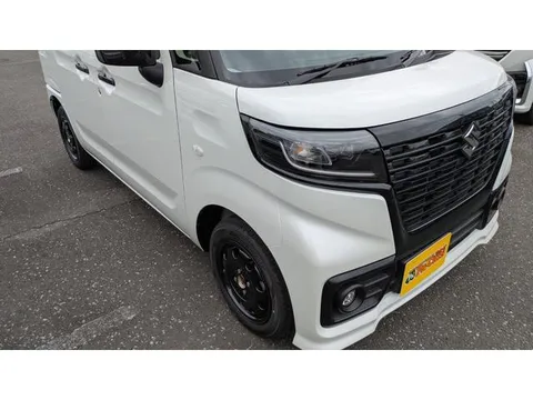 Suzuki Spacia Base