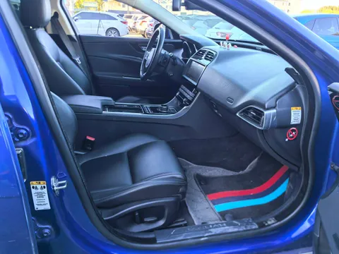 Jaguar XEL
