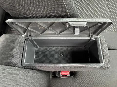 Toyota Pixis Mega