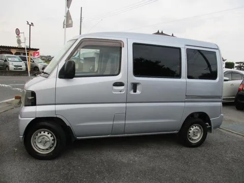Mitsubishi Minicab Van