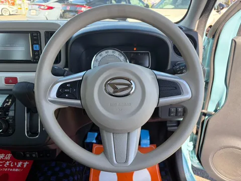 Daihatsu Mira Tocot