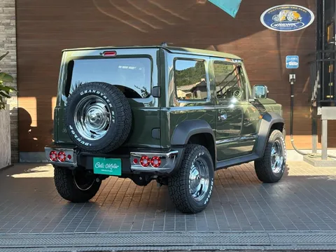 Suzuki Jimny Sierra