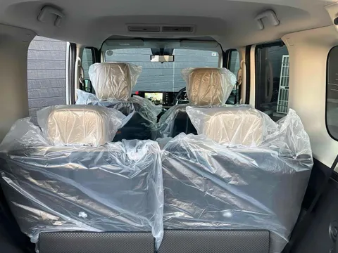 Mitsubishi Delica Mini