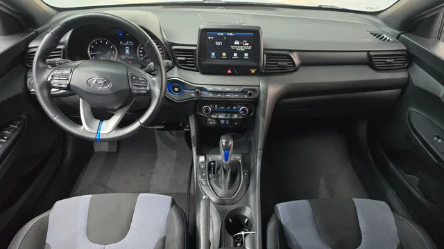 Hyundai Veloster