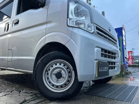 Nissan Clipper