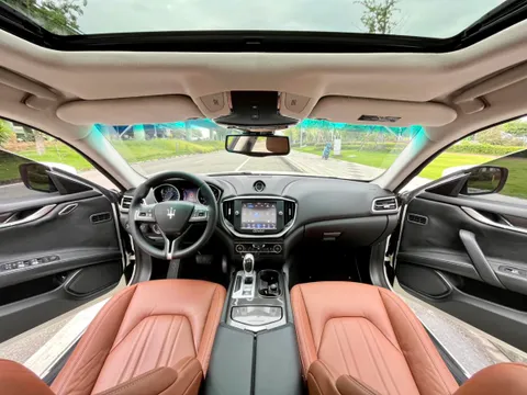 Maserati Ghibli
