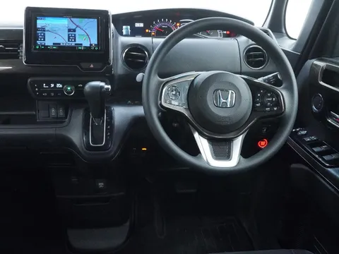 Honda N-BOX Custom