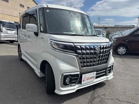 Suzuki Spacia Custom