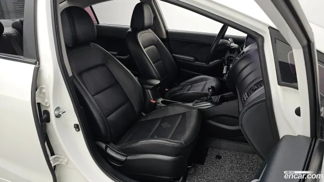 Kia Cerato (K3)