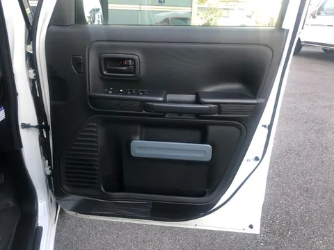 Suzuki Spacia Base