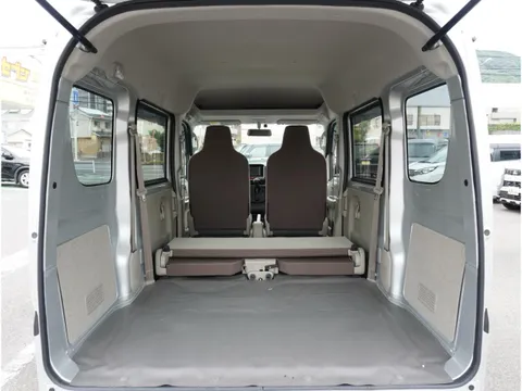 Mitsubishi Minicab Van