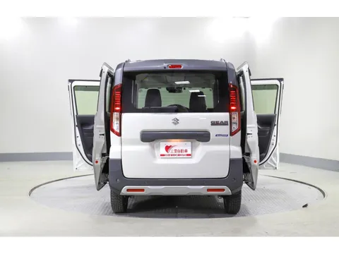 Suzuki Spacia Gear