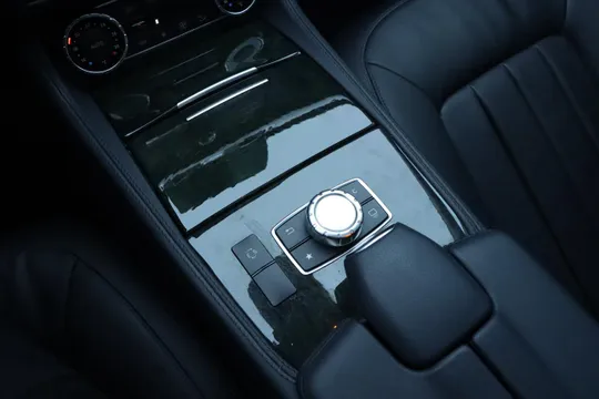 Mercedes-Benz Mercedes-Benz CLS