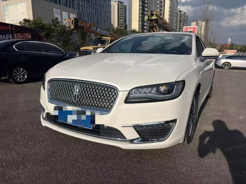 Lincoln MKZ