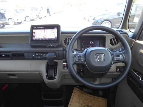 Honda N-BOX Joy