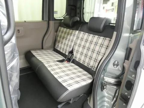 Honda N-BOX Joy