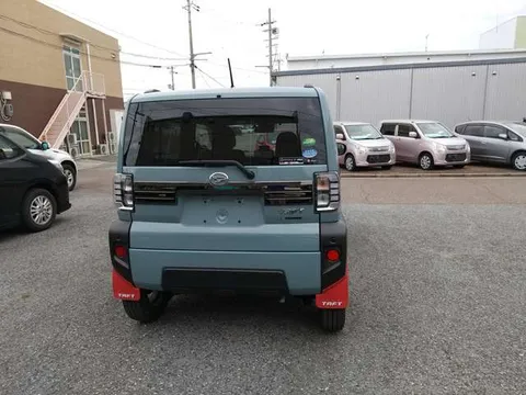 Daihatsu Taft