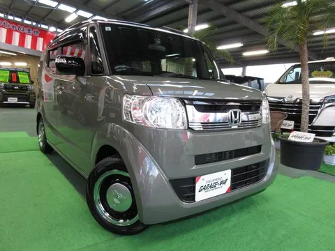 Honda N-BOX Slash