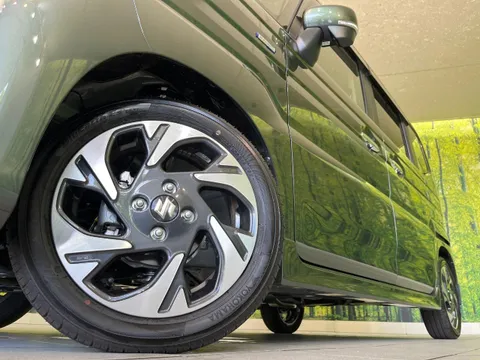 Suzuki Spacia Custom