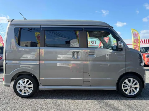 Nissan Clipper Rio
