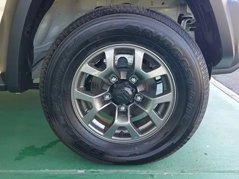 Suzuki Jimny Nomade