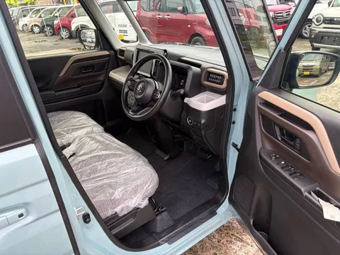 Suzuki Spacia