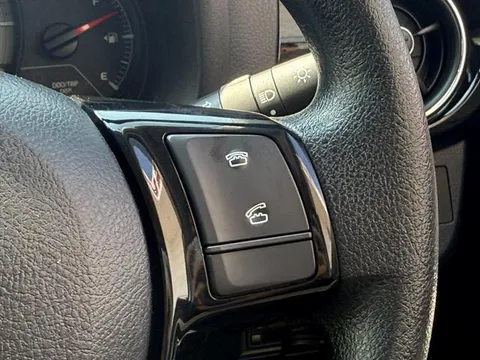 Toyota Yaris (Vitz)
