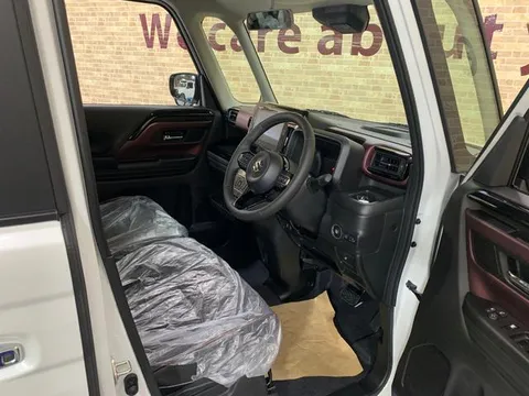 Suzuki Spacia Custom
