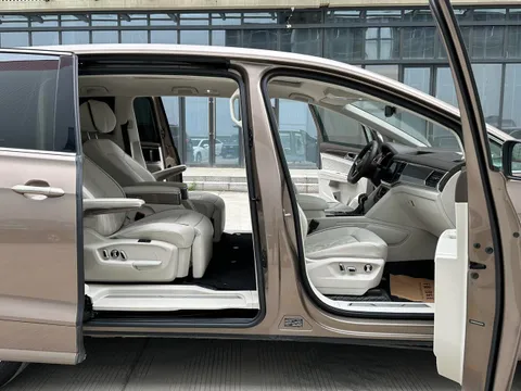 Volkswagen Viloran