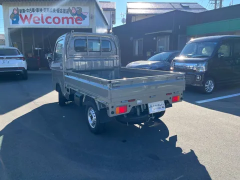 Nissan Clipper Truck