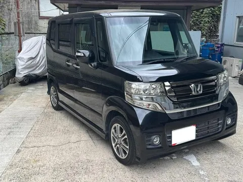 Honda N-BOX Custom
