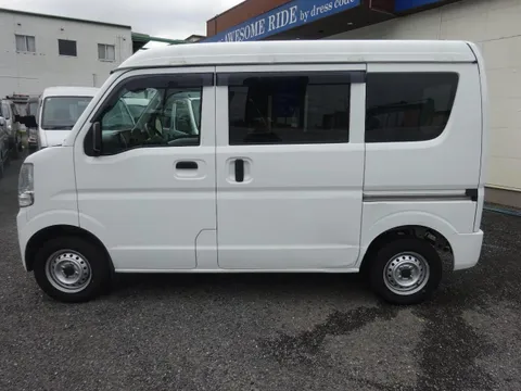 Nissan Clipper