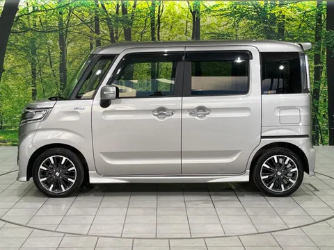 Suzuki Spacia Custom