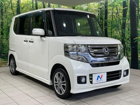 Honda N-BOX Custom