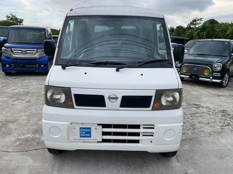 Nissan Clipper Van