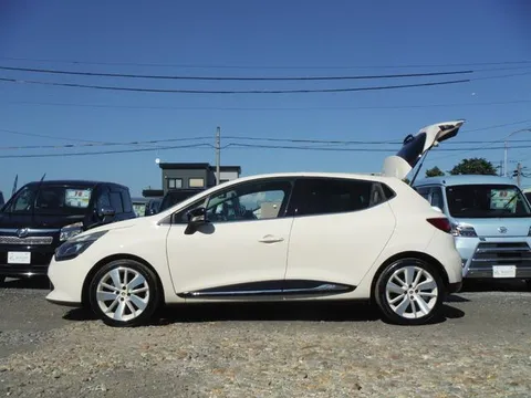 Renault Lutecia