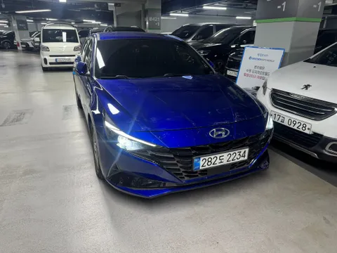 Hyundai Elantra (Avante)