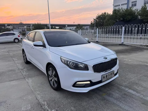 Kia K4