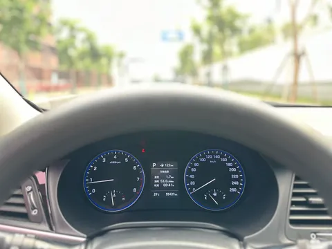 Hyundai Mistra