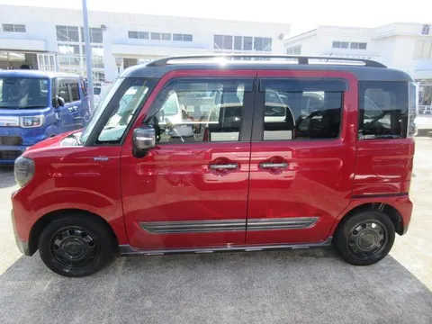 Suzuki Spacia Gear
