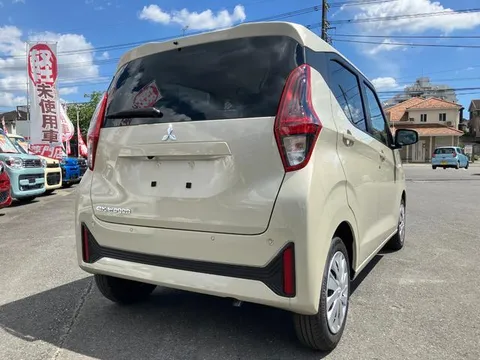 Mitsubishi eK Wagon