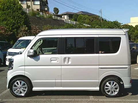 Nissan Clipper Rio