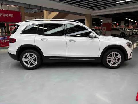 Mercedes-Benz Mercedes-Benz GLB