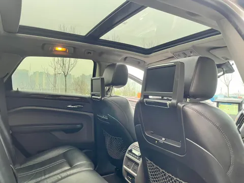 Cadillac SRX