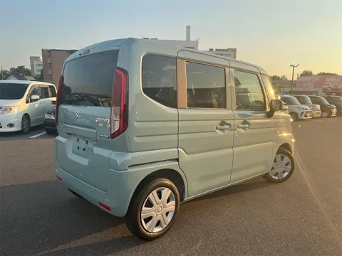 Suzuki Spacia