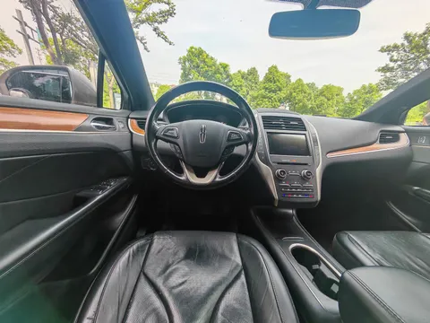 Lincoln MKC