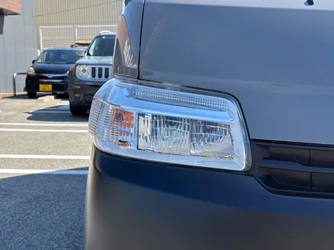 Toyota TownAce Van
